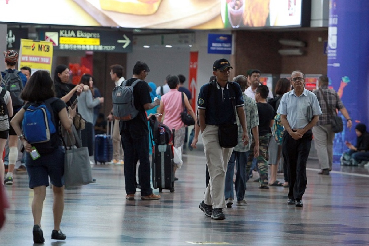 A quarter of Malaysian workers fear job loss — survey