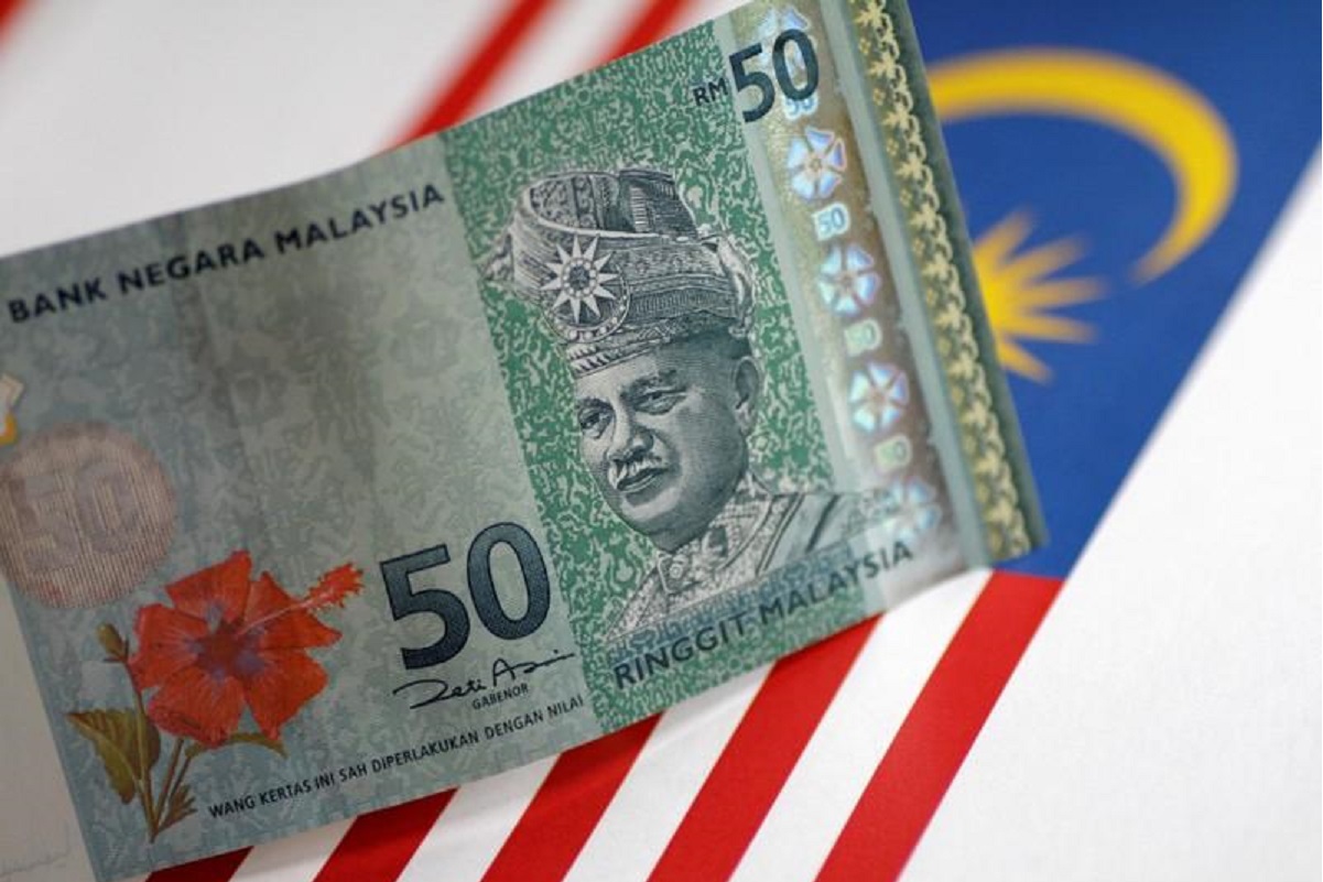 Ringgit hits 4.28 against US dollar, lowest since June 2020