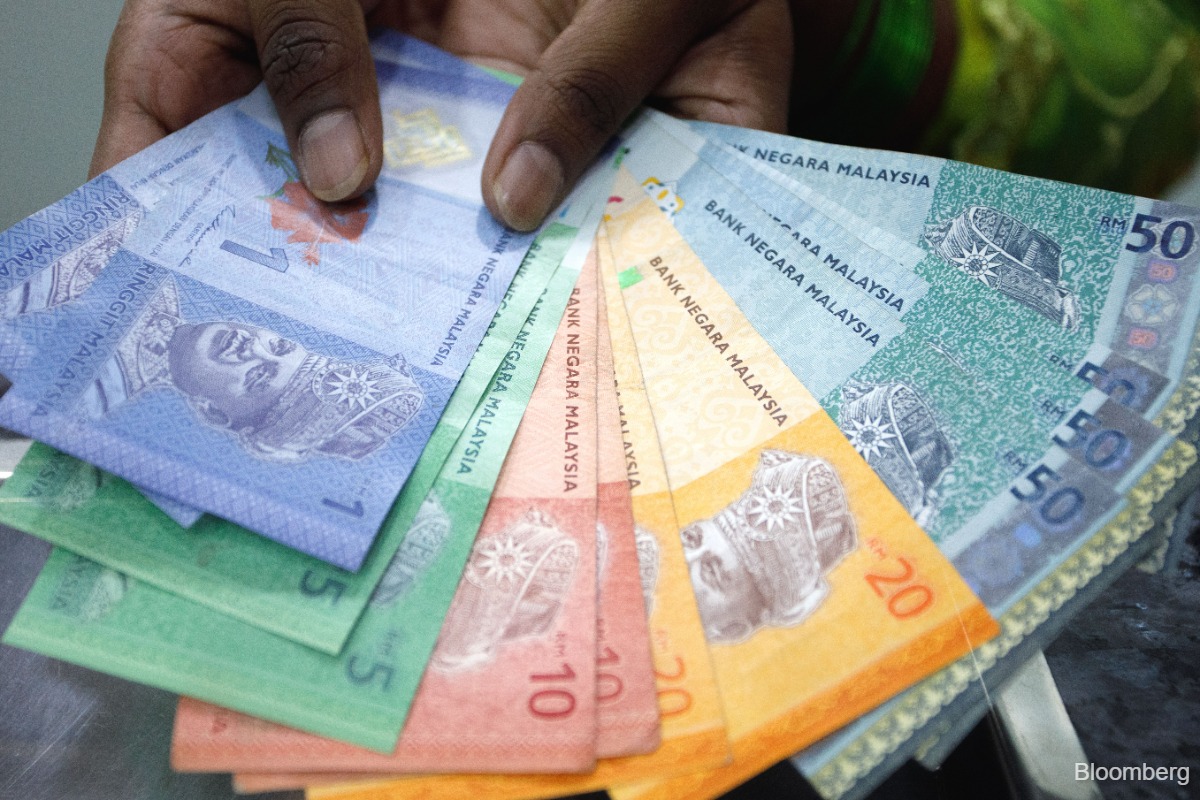 ringgit-hits-highest-in-four-years-on-growth-ai-optimism