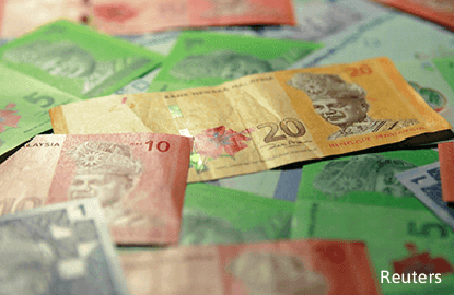 Ringgit is no longer responding to the price of oil and commodity, will rebound in 2016, says MIDF Research