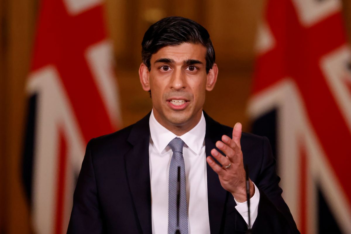 Former Finance Minister Sunak cements lead in race to be Britain's PM