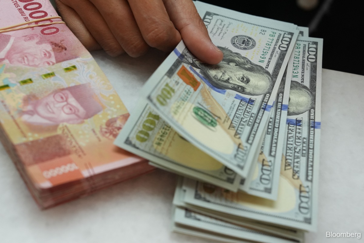 Indonesia plans to sell first Asia sovereign dollar bond of 2026 &mdash; Bloomberg