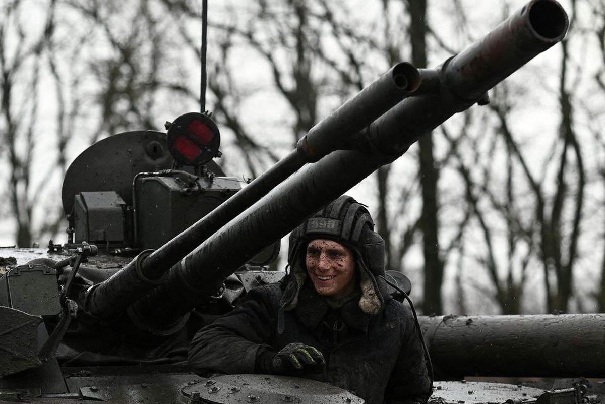 Russia Holds Drills In Belarus As West Warns Of 'dangerous Moment ...