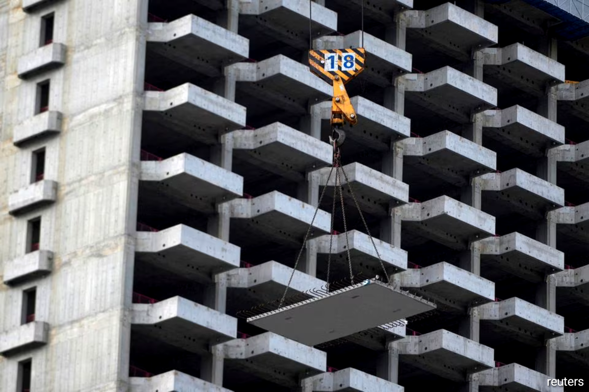 Shanghai targets 5% growth in property investment in 2023