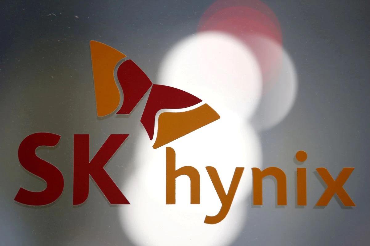 US-China tech war clouds SK Hynix's plans for a key chip factory