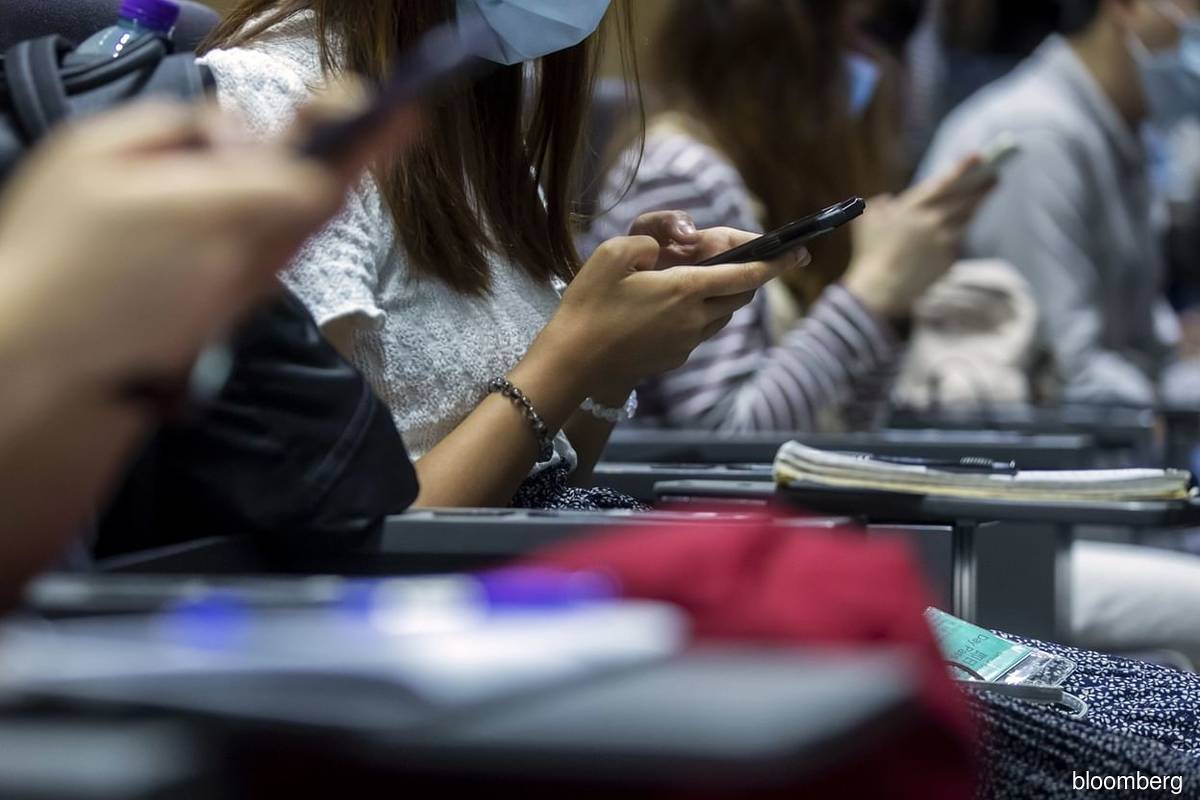 A new media start-up treats reporters like social media influencers