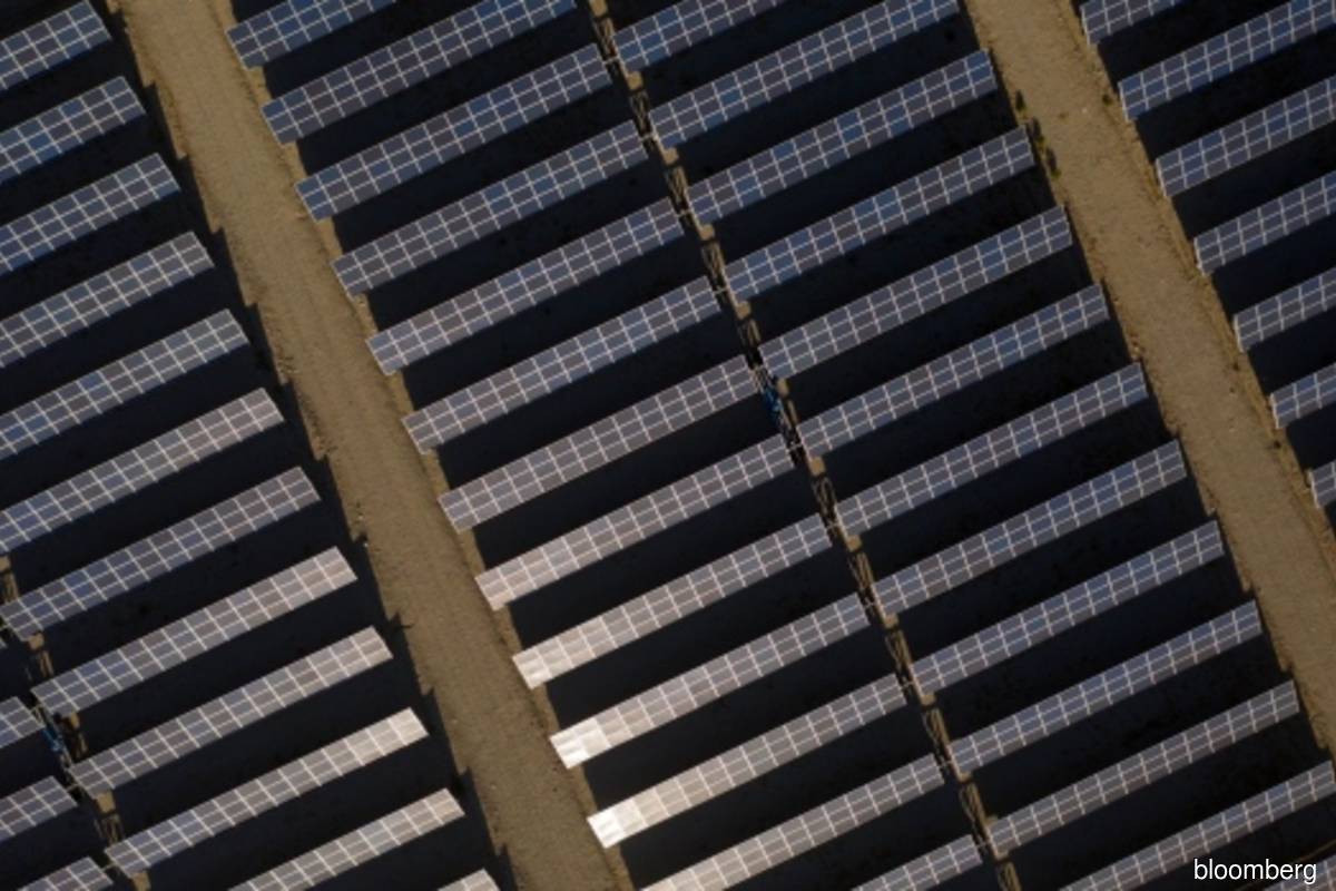 U.S. solar group says expanded tariffs would cripple industry