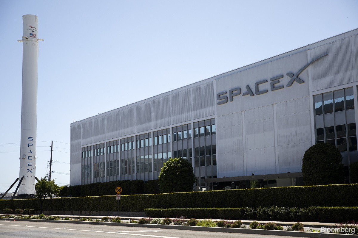 SpaceX set for fast entry into US, global indices under new FTSE rules