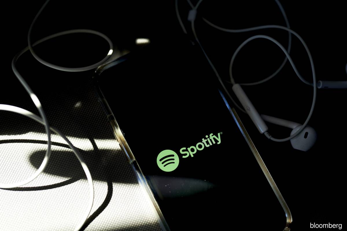 Spotify podcasters are making US$18,000 a month with nothing but white noise