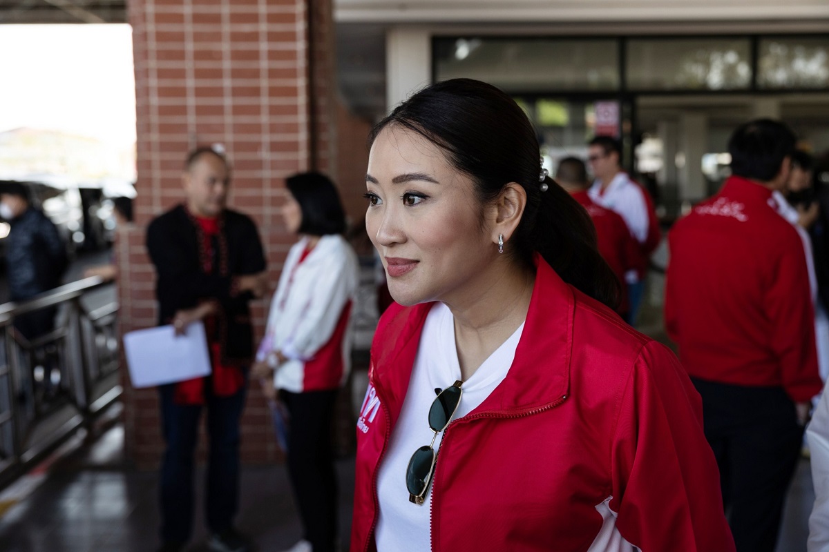 Thaksin’s daughter widens lead for Thai premiership in new poll