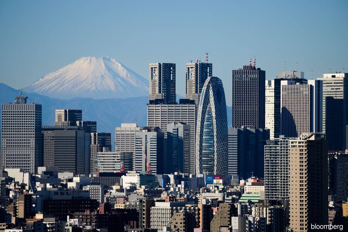 日本企業は成長への逆風を反映して支出を削減している