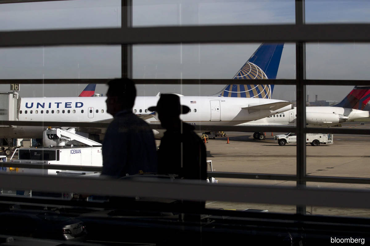 Travel industry rebound threatened by airline hiring troubles