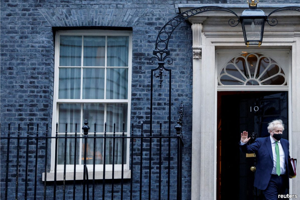UK minister resigns over Downing Street appointment briefing