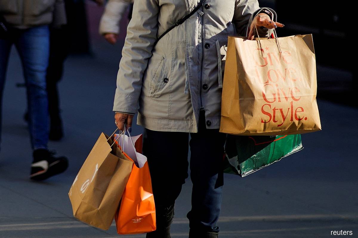 US consumer spending posts second straight monthly decline; inflation cooling