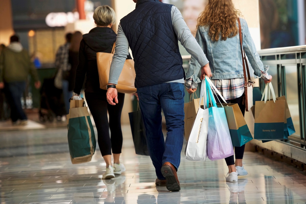 US retail sales unexpectedly rise in August; weekly jobless claims climb