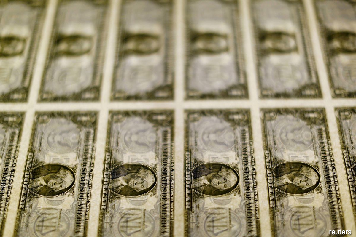 US dollar set for fourth monthly drop as Fed meeting looms