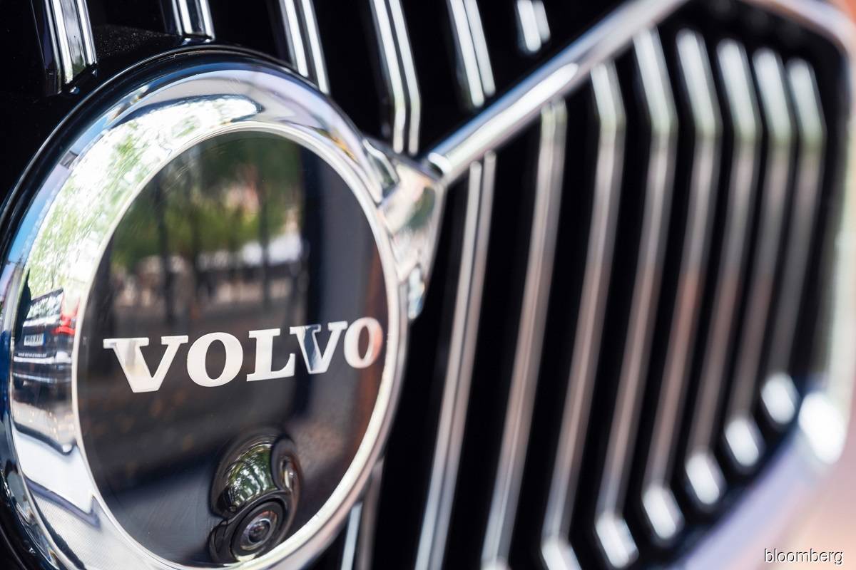 Geely's Volvo Cars sets IPO price range seeking up to US$23 billion valuation
