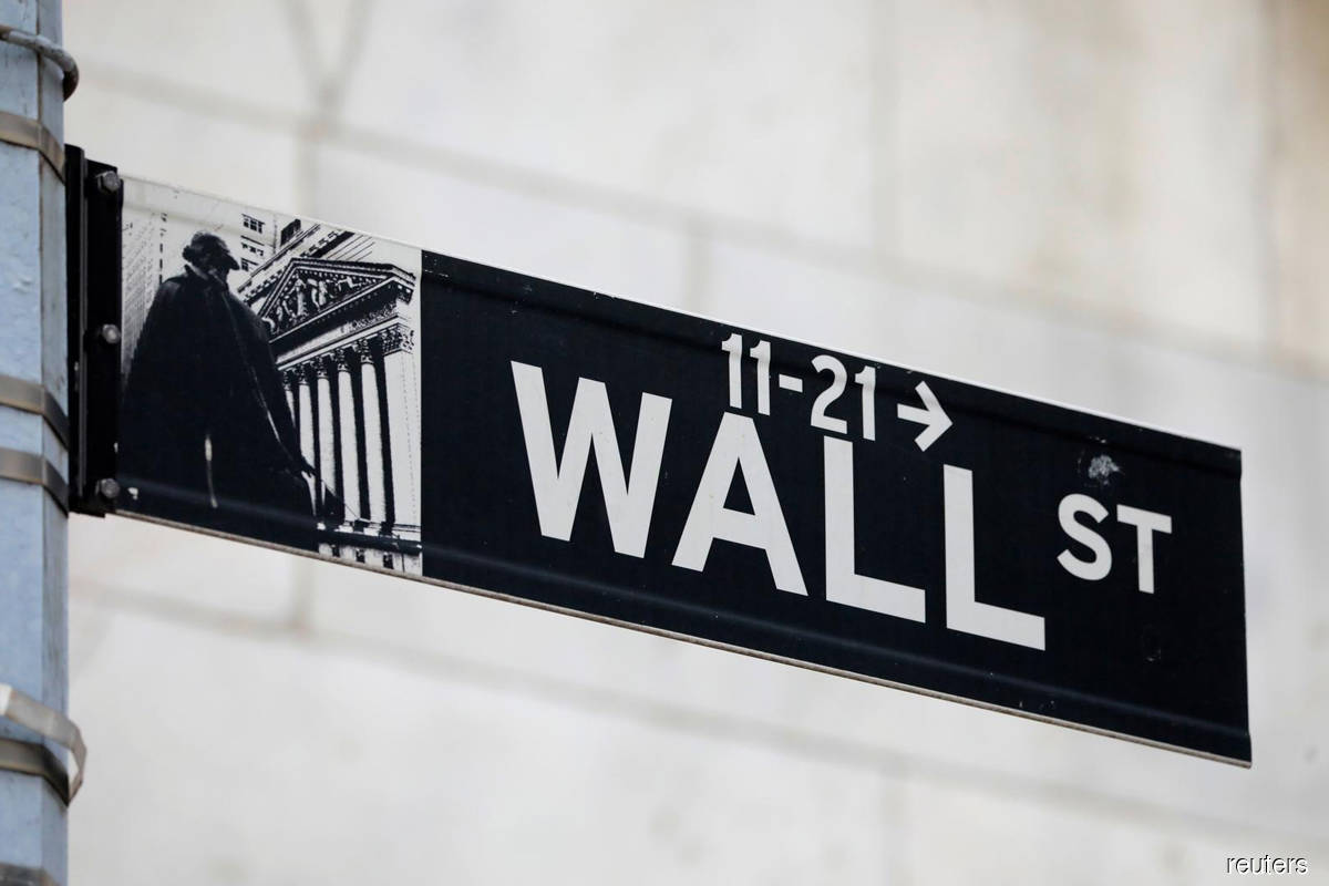 Wall Street ends higher; Nvidia surge offsets Nordstrom, Gap slide