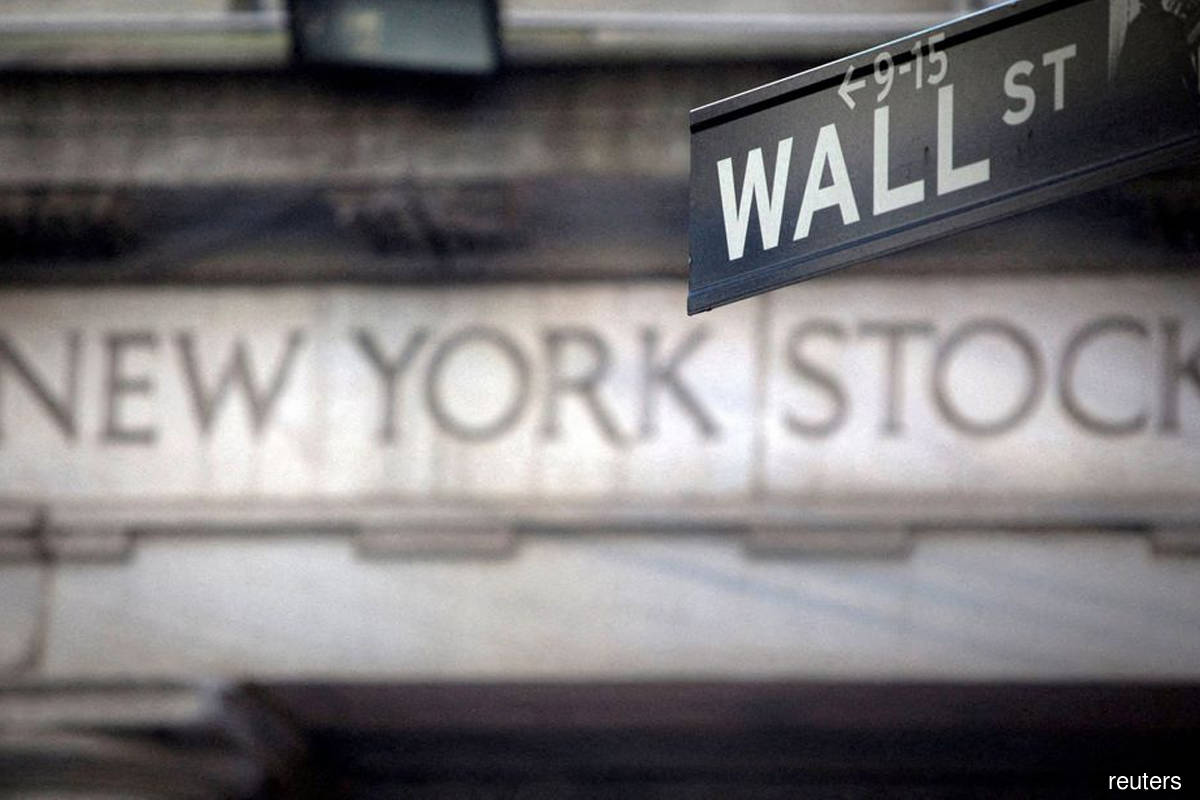 Every Wall Street trend goes haywire as stock bears are crushed