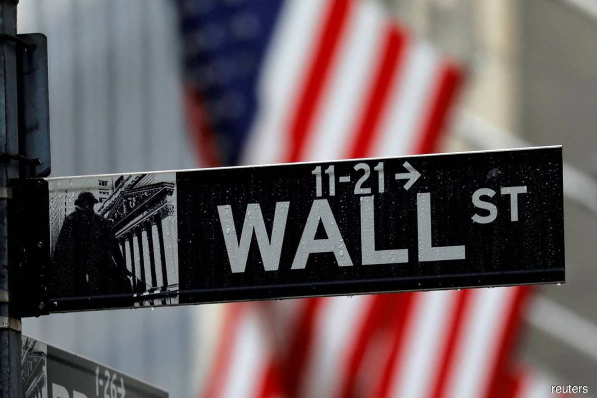 US stocks end higher, Meta jumps as investors eye midterms