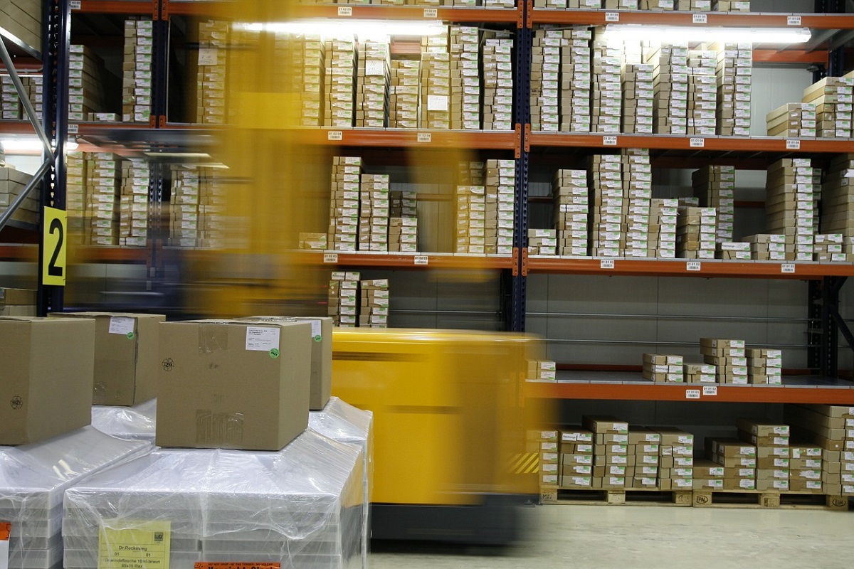 Savills Malaysia notes that Covid-19 has accelerated the growth in e-retailing businesses in both the warehousing and logistics sectors.