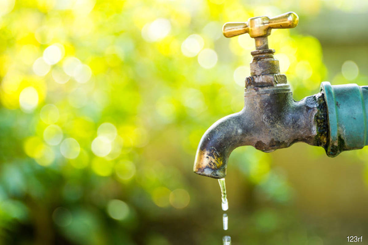 Water supply disruption at 156 areas due to burst pipe