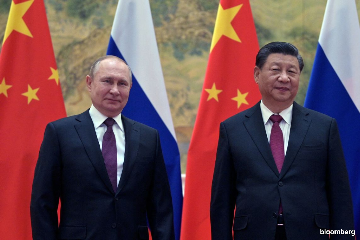 Russian leader Vladimir Putin (left) and Chinese President Xi Jinping