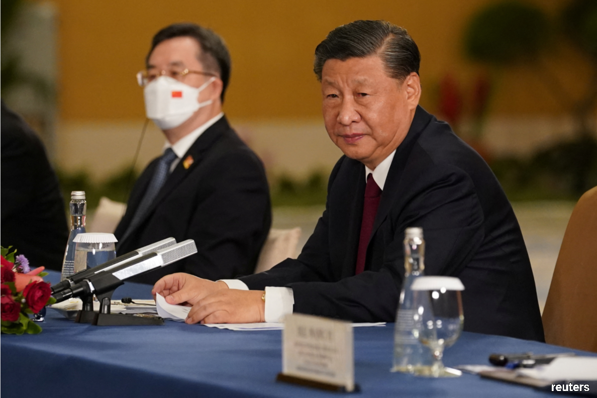 China's Xi speaks with Saudi crown prince, supports Saudi-Iran talks