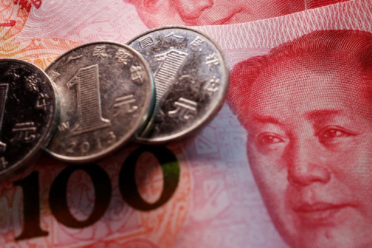 Yuan at 2008 low fuels speculation monetary easing to slow