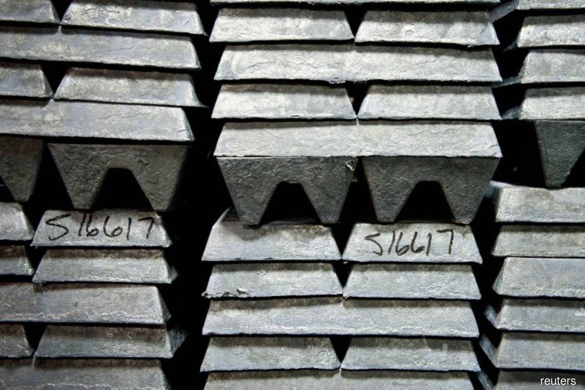 Base metals rise as Chinese housing worries ease